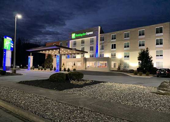 Holiday Inn Express ALLENTOWN NORTH by IHG 1