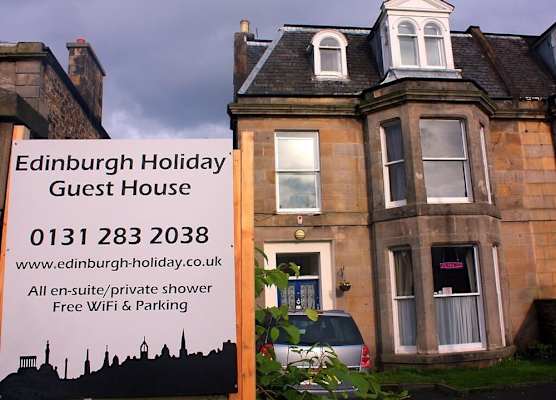 Edinburgh Holiday Guest House 1