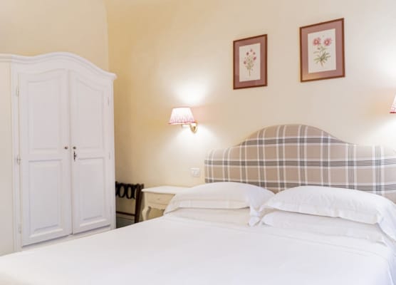 Casa Uffizi XIII Century Tower House Boutique Hotel 1