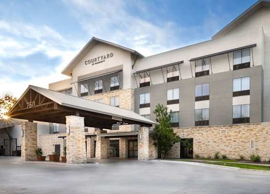 Courtyard by Marriott New Braunfels River Village 1