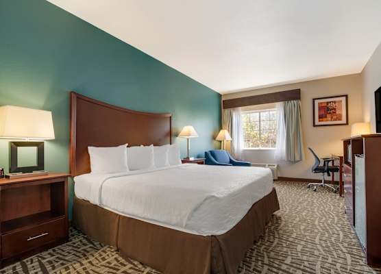 SureStay Plus Hotel by Best Western Topeka 1