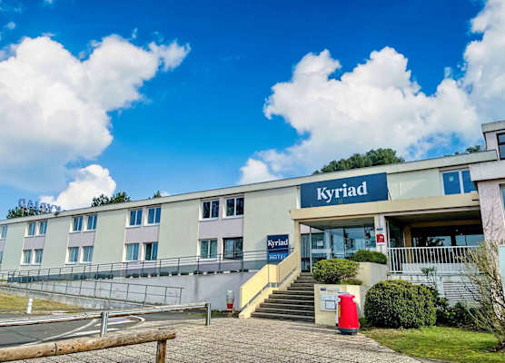 Kyriad Nemours 1