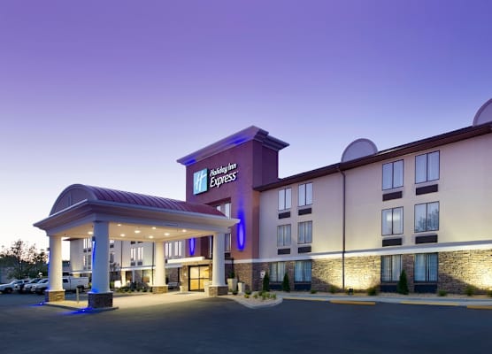 Holiday Inn Express WALDORF by IHG 1