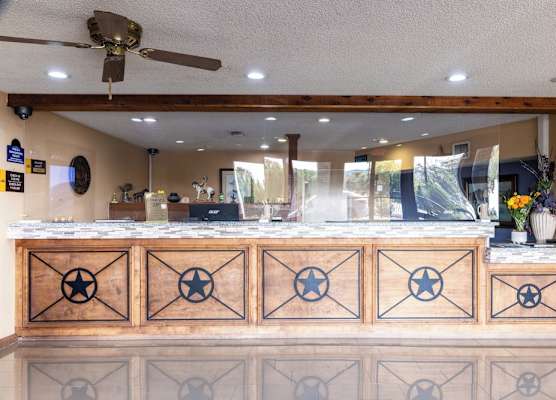 Boerne Inn and Suites 1