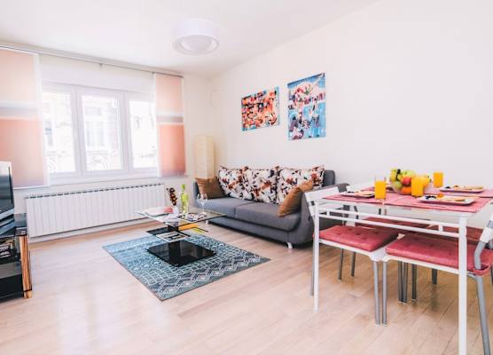 Modern apartment near Cathedral - BEST LOCATION 1
