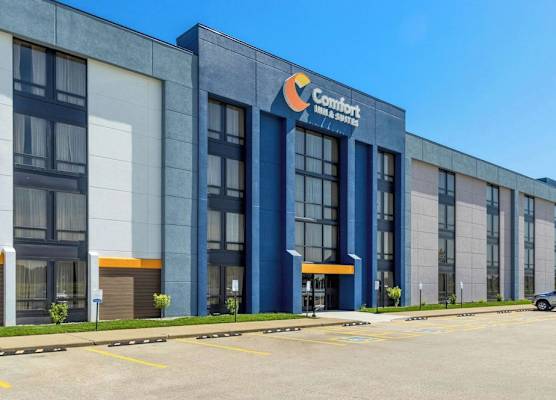 Comfort Inn & Suites Evansville Airport 1