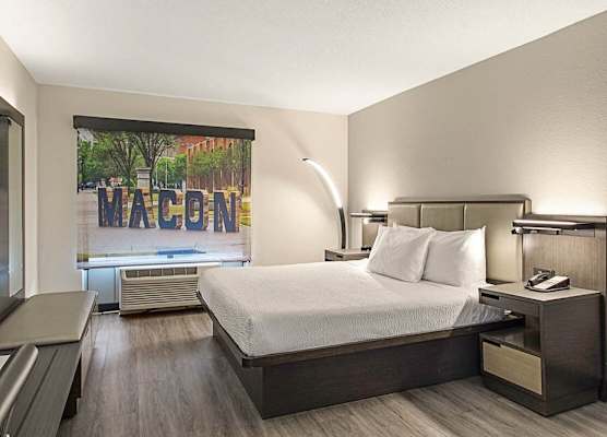 Wingate by Wyndham Macon I-75 1