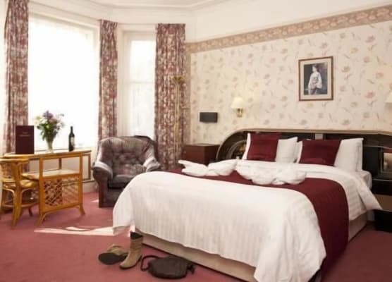 Denewood Hotel 1