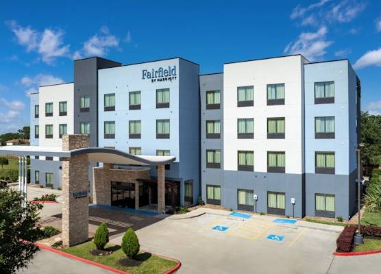 Fairfield Inn & Suites by Marriott Houston Pasadena 1