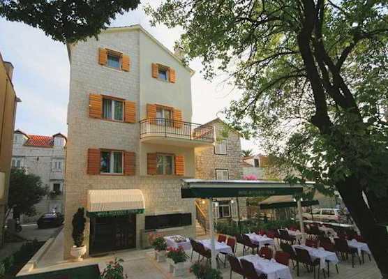 Hotel Trogir 1