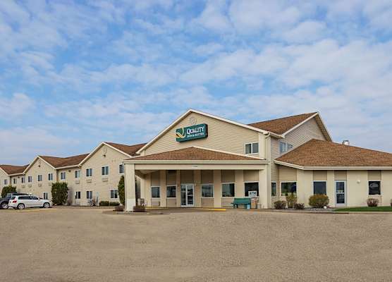 Quality Inn & Suites Belmont - Platteville 1