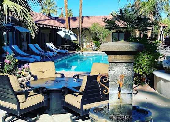 La Maison Hotel - Adults Only 1