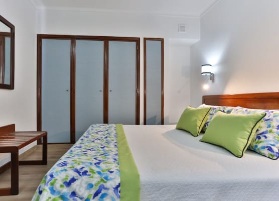 Hotel Arangues 1