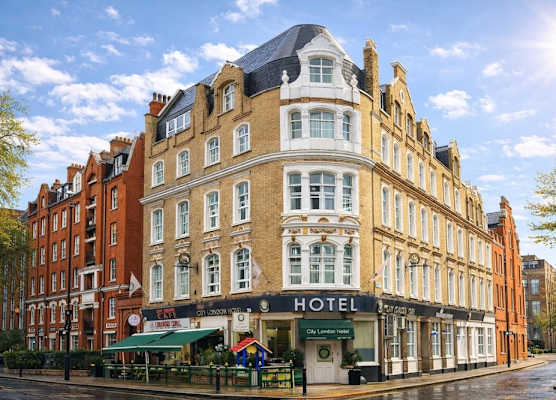 City London Hotel 1