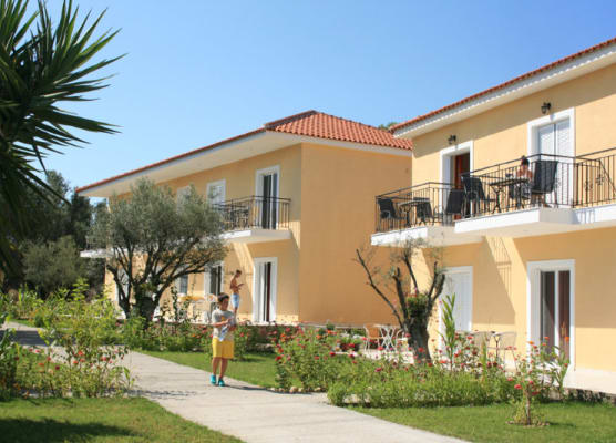 Pythos Studios & Appartments 1