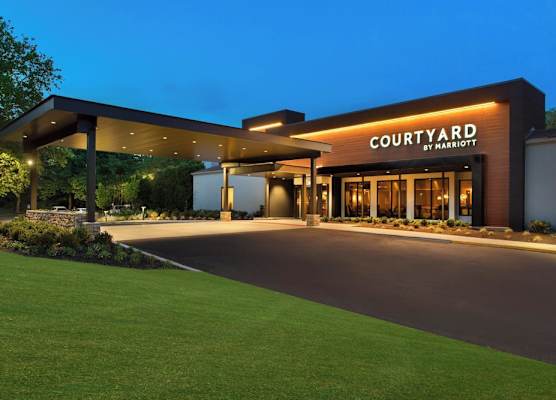 Courtyard by Marriott Lincroft Red Bank 1