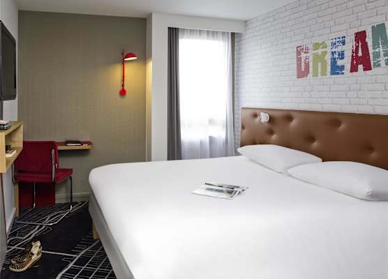 ibis Styles Chartres Métropole 1