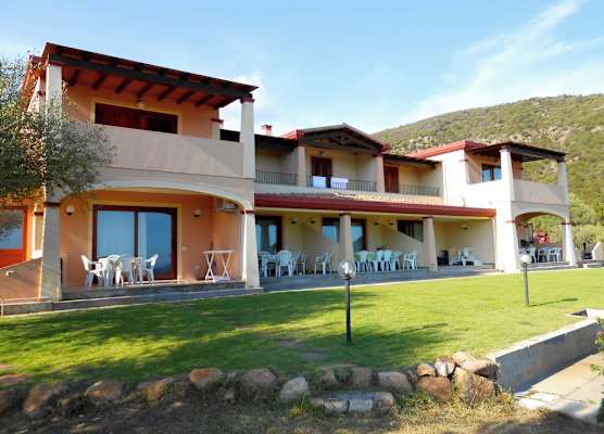 Villa Chia 2 1