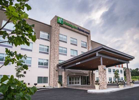 Holiday Inn Express & Suites KINGSTON-ULSTER by IHG 1