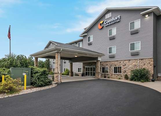 Comfort Inn & Suites Barnesville - Frackville 1