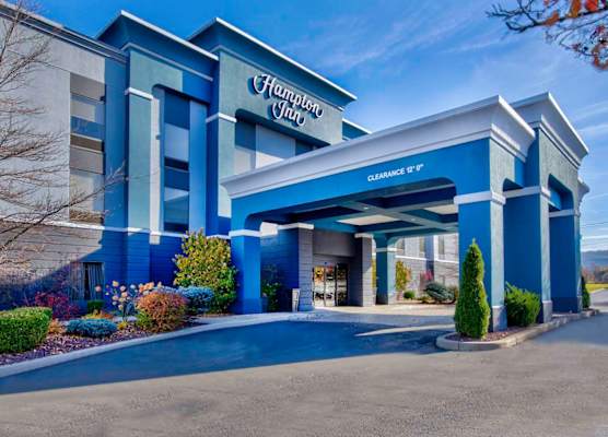 Hampton Inn Cortland 1