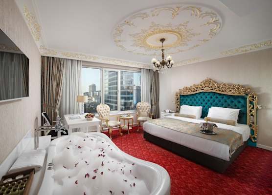 White Monarch Hotel 1