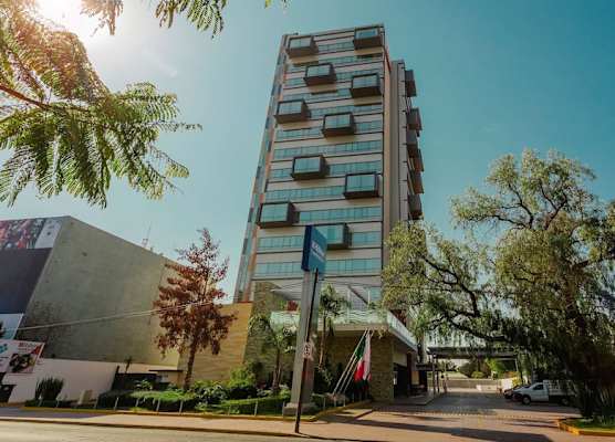 Hilton Garden Inn Leon Poliforum 1