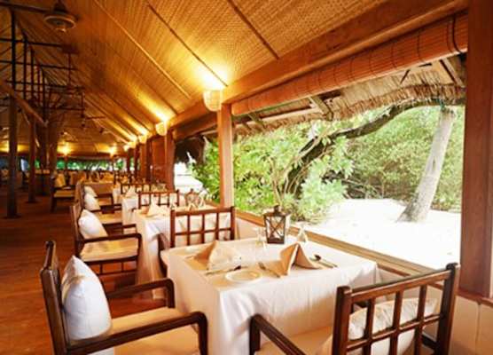 Makunudu Island Resort 1