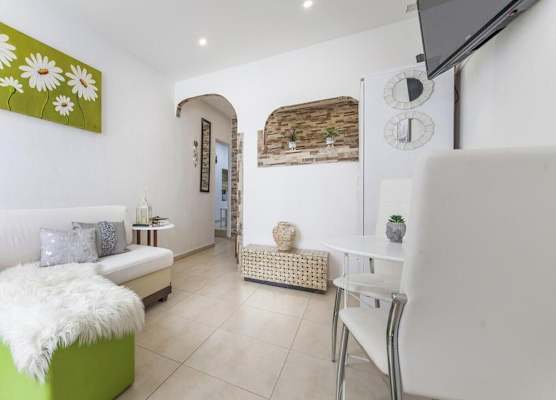 A40 - Castle Arch Apartment 1