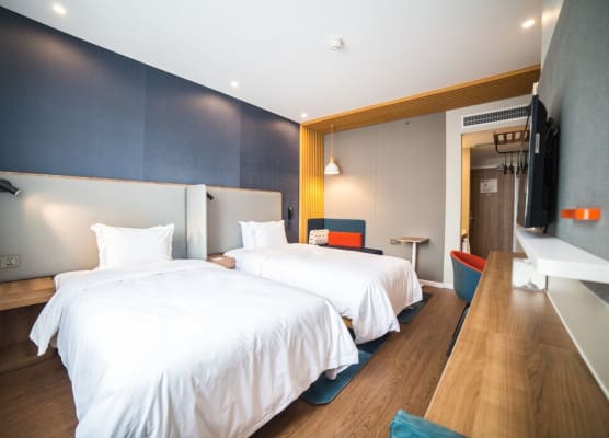 Holiday Inn Express Nanjing Xuanwu Lake by IHG 1