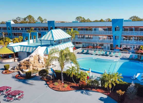 Ramada by Wyndham Flamingo Water Park 1