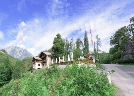 Hotel Pass Lueg 1
