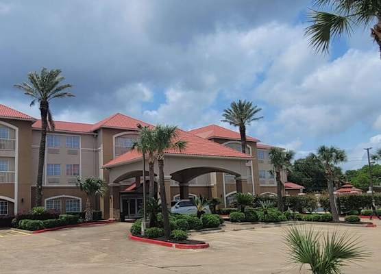 Kemah Edgewater Hotel, SureStay Collection by Best Western 1