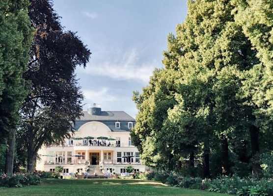 Hotel Schloss Teutschenthal 1