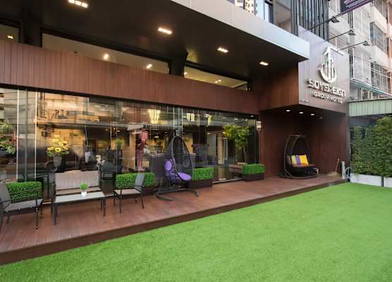 Sovereign Group Hotel at Pratunam 1