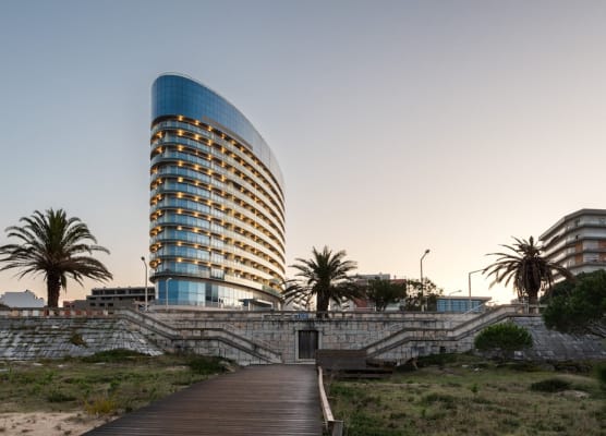 Eurostars Oasis Plaza 1