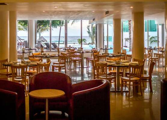 Le Reve by MIJ Beachfront Hotel 1