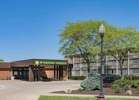 Wyndham Garden Kenosha Harborside 1