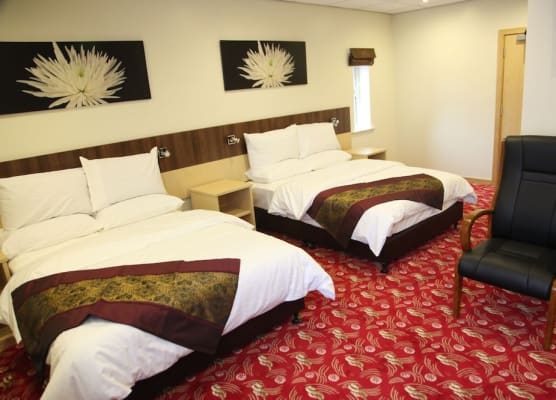 Cambridge Hotel 1