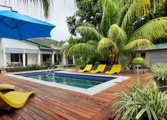 Castaway Lodge 1