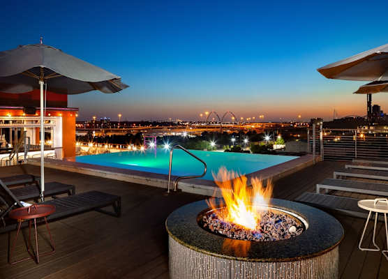 Canvas Hotel Dallas 1