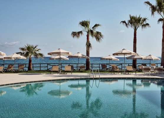 Windmill Bay Hotel 1