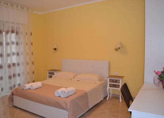 B&B 100 Metri Dal Mare 1
