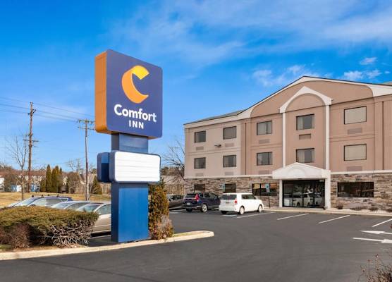 Comfort Inn Bordentown near NJ Turnpike 1