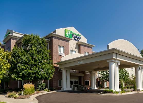 Holiday Inn Express & Suites INDEPENDENCE-KANSAS CITY by IHG 1