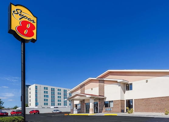 Super 8 by Wyndham Winchester VA 1