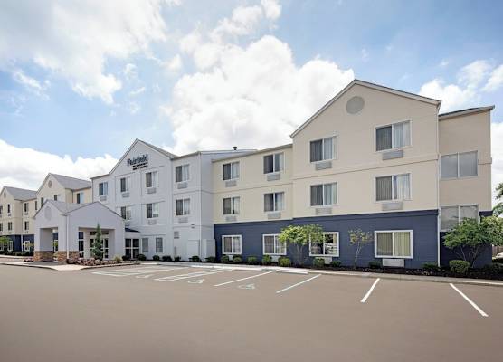 Fairfield Inn & Suites Indianapolis Airport 1