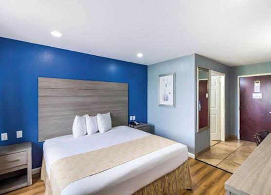 Rodeway Inn & Suites Port Arthur - Groves 1