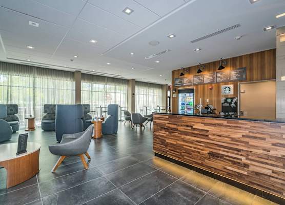 Courtyard by Marriott West Springfield 1