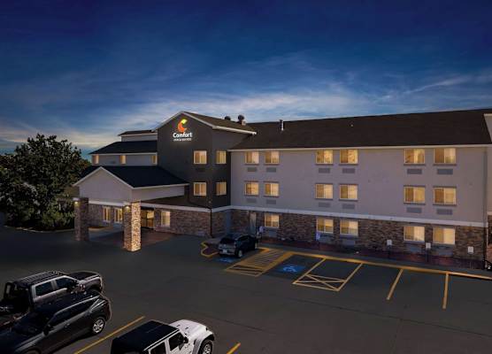 Comfort Inn & Suites Greeley 1